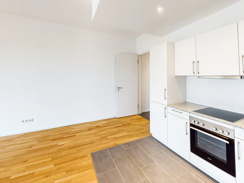 Moderne 2-Zimmerwohnung mit Balkon und Wintergarten — photo 1